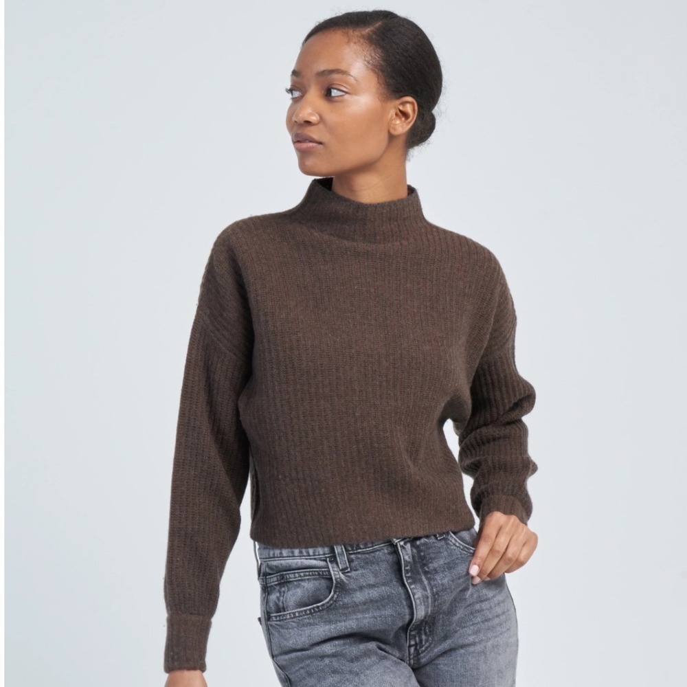 7115 by Szeki Merino Wool Striped Ribbed Mock Neck Sweater Large